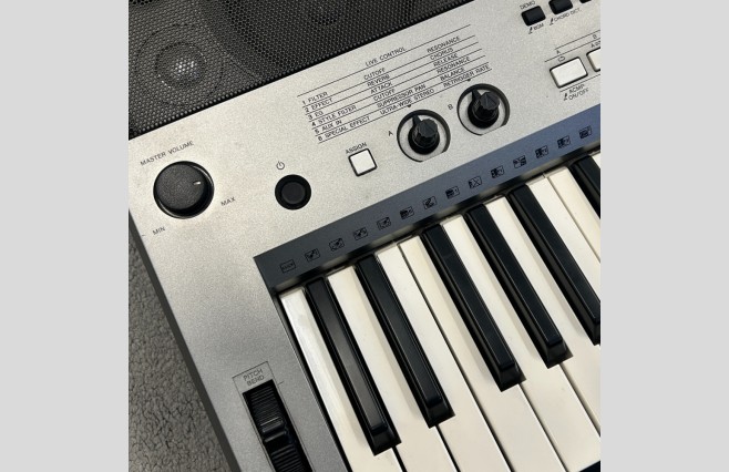 Yamaha PSR-E443 Keyboard, Used (SN:BBUX01338) - Image 7